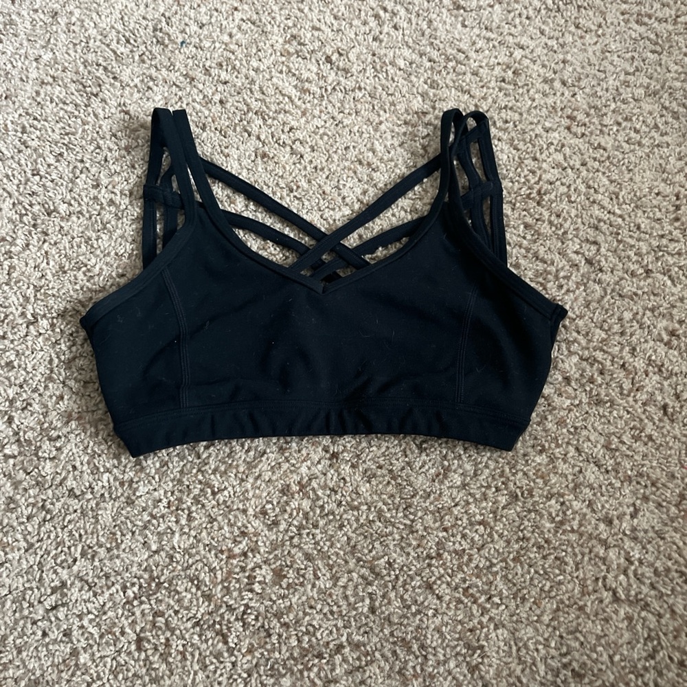 Black Strappy Women's Spirts Bra